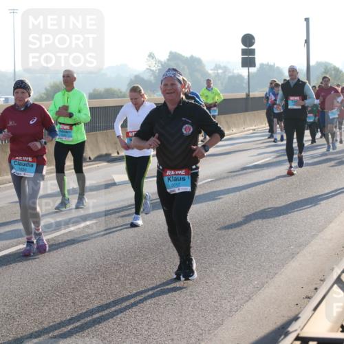 03.10.2025 - Köhlbrandbrückenlauf Lena Gebhardt http://msf.ph/oto/9063816 03.10.2025 09:21:06 Position 1 3748, 1633, 3017 meine-sportfotos.de