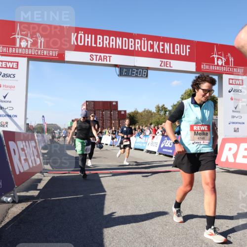 03.10.2025 - Köhlbrandbrückenlauf Lena Gebhardt http://msf.ph/oto/9063822 03.10.2025 13:13:09 Ziel 4191, 4193, 4463, 4513, 4528, 4559, 4628, 4748, 5025, 5051, 5381, 5673, 5674, 5678, 5852, 6303, 6393, 6496, 6705, 6725, 6742, 6755 meine-sportfotos.de