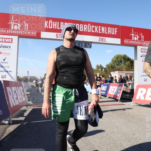 03.10.2025 - Köhlbrandbrückenlauf Lena Gebhardt http://msf.ph/oto/9063902 03.10.2025 13:13:12 Ziel 4191, 4193, 4223, 4373, 4463, 4513, 4528, 4748, 5025, 5204, 5678, 5852, 6393, 6705, 6725, 6742, 6755, 6818 meine-sportfotos.de