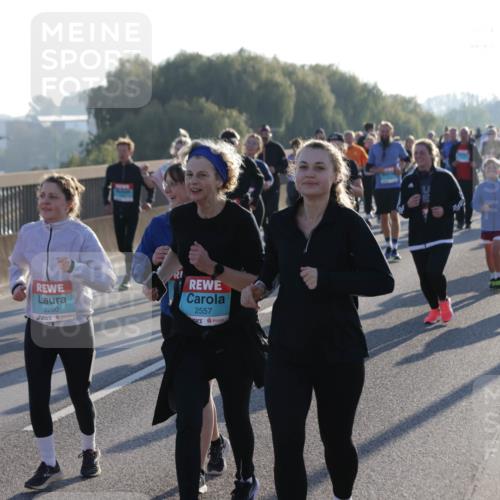 03.10.2025 - Köhlbrandbrückenlauf Jannik Wohlers http://msf.ph/oto/9063914 03.10.2025 09:24:38 Position 3 2250, 2557 meine-sportfotos.de