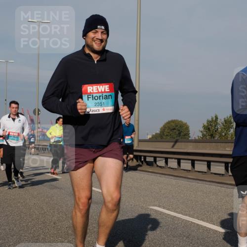 03.10.2025 - Köhlbrandbrückenlauf Fabian Wolf http://msf.ph/oto/9063916 03.10.2025 10:07:08 Position 3 2351, 237 meine-sportfotos.de
