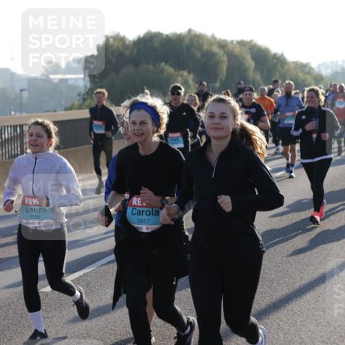 03.10.2025 - Köhlbrandbrückenlauf Jannik Wohlers http://msf.ph/oto/9063925 03.10.2025 09:24:39 Position 3 2250, 2557 meine-sportfotos.de