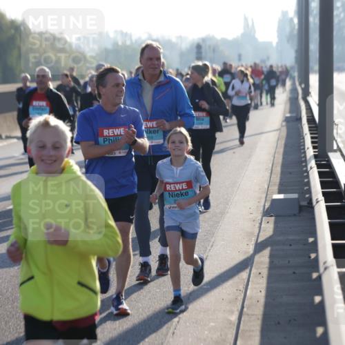 03.10.2025 - Köhlbrandbrückenlauf Jannik Wohlers http://msf.ph/oto/9063955 03.10.2025 09:24:42 Position 3 59 meine-sportfotos.de