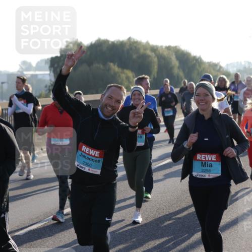 03.10.2025 - Köhlbrandbrückenlauf Jannik Wohlers http://msf.ph/oto/9064038 03.10.2025 09:24:47 Position 3 2468, 2300, 2298 meine-sportfotos.de