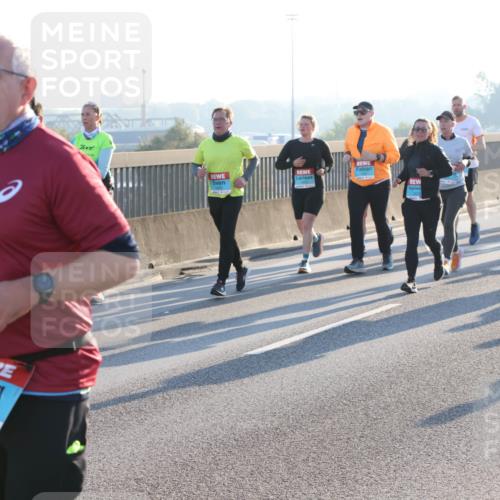 03.10.2025 - Köhlbrandbrückenlauf Lena Gebhardt http://msf.ph/oto/9064046 03.10.2025 09:21:16 Position 1 3595 meine-sportfotos.de