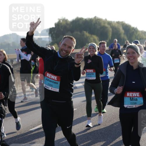 03.10.2025 - Köhlbrandbrückenlauf Jannik Wohlers http://msf.ph/oto/9064047 03.10.2025 09:24:47 Position 3 2468, 2300, 3105, 2298 meine-sportfotos.de