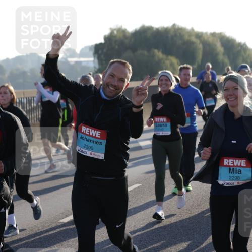 03.10.2025 - Köhlbrandbrückenlauf Jannik Wohlers http://msf.ph/oto/9064049 03.10.2025 09:24:47 Position 3 2468, 2300, 3105, 2298 meine-sportfotos.de