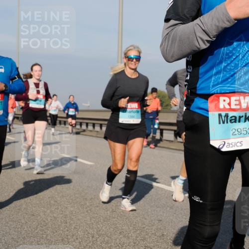 03.10.2025 - Köhlbrandbrückenlauf Fabian Wolf http://msf.ph/oto/9064054 03.10.2025 10:07:15 Position 3 3231, 1394, 2952 meine-sportfotos.de