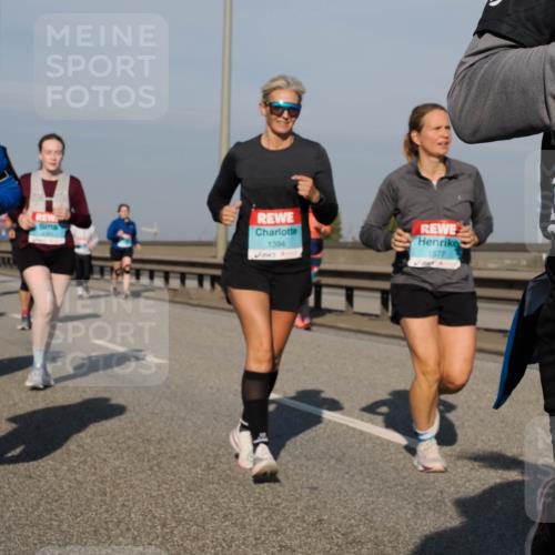 03.10.2025 - Köhlbrandbrückenlauf Fabian Wolf http://msf.ph/oto/9064057 03.10.2025 10:07:15 Position 3 3231, 1394, 1577 meine-sportfotos.de