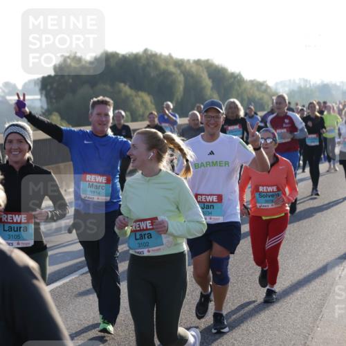 03.10.2025 - Köhlbrandbrückenlauf Jannik Wohlers http://msf.ph/oto/9064063 03.10.2025 09:24:48 Position 3 3105, 1814, 3102, 3234, 3074 meine-sportfotos.de
