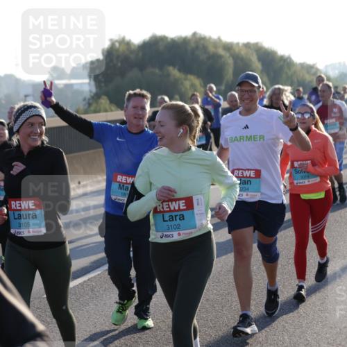 03.10.2025 - Köhlbrandbrückenlauf Jannik Wohlers http://msf.ph/oto/9064073 03.10.2025 09:24:48 Position 3 3105, 181, 3102, 234, 3074 meine-sportfotos.de