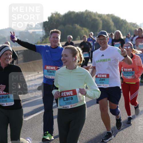03.10.2025 - Köhlbrandbrückenlauf Jannik Wohlers http://msf.ph/oto/9064080 03.10.2025 09:24:48 Position 3 3105, 1814, 3074, 3102, 3234 meine-sportfotos.de