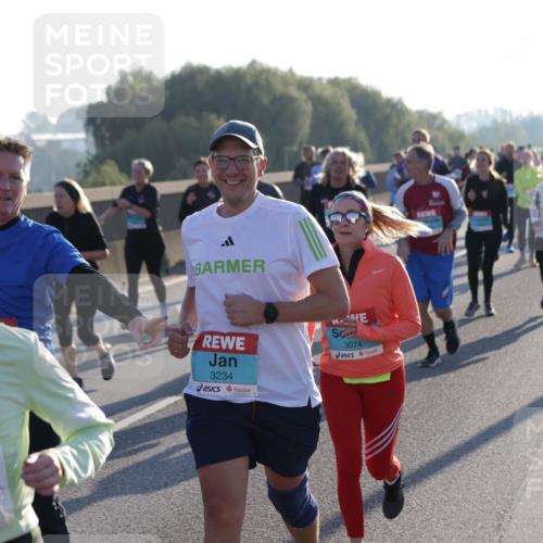 03.10.2025 - Köhlbrandbrückenlauf Jannik Wohlers http://msf.ph/oto/9064098 03.10.2025 09:24:49 Position 3 3102, 3234, 3074 meine-sportfotos.de