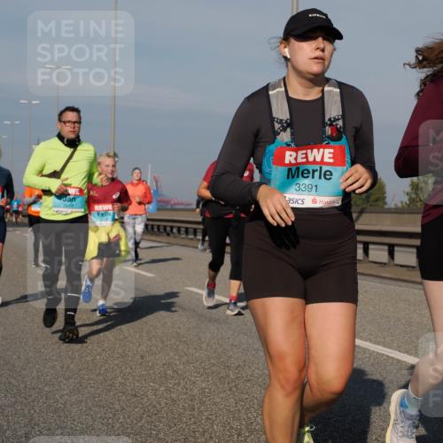 03.10.2025 - Köhlbrandbrückenlauf Fabian Wolf http://msf.ph/oto/9064099 03.10.2025 10:07:18 Position 3 3391, 3389, 2493, 2618 meine-sportfotos.de