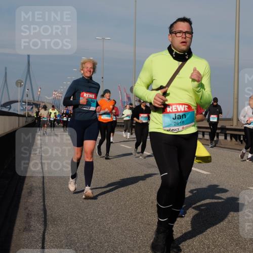 03.10.2025 - Köhlbrandbrückenlauf Fabian Wolf http://msf.ph/oto/9064132 03.10.2025 10:07:20 Position 3 2618 meine-sportfotos.de