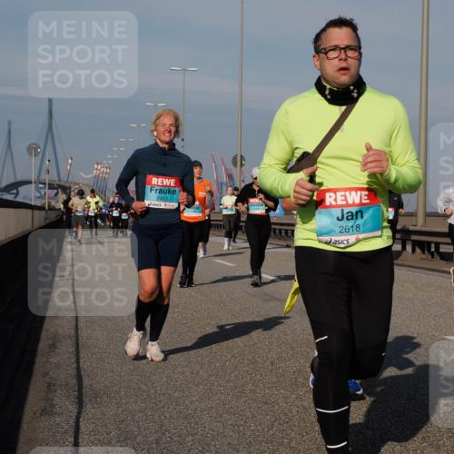 03.10.2025 - Köhlbrandbrückenlauf Fabian Wolf http://msf.ph/oto/9064137 03.10.2025 10:07:20 Position 3 2493, 1425, 2618 meine-sportfotos.de