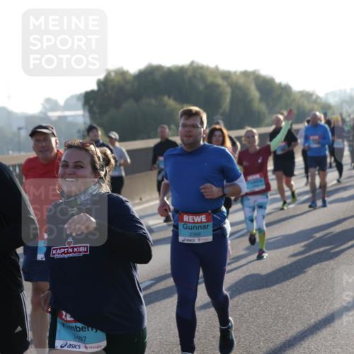 03.10.2025 - Köhlbrandbrückenlauf Jannik Wohlers http://msf.ph/oto/9064165 03.10.2025 09:25:01 Position 3 1606, 1497, 2366 meine-sportfotos.de