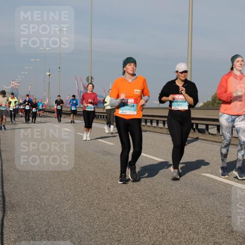 03.10.2025 - Köhlbrandbrückenlauf Fabian Wolf http://msf.ph/oto/9064188 03.10.2025 10:07:23 Position 3 1756, 1425 meine-sportfotos.de