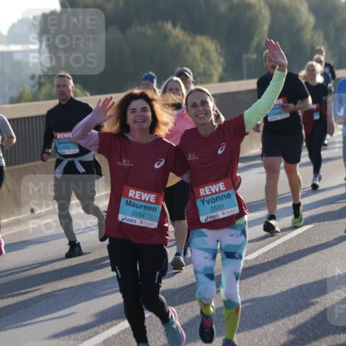 03.10.2025 - Köhlbrandbrückenlauf Jannik Wohlers http://msf.ph/oto/9064199 03.10.2025 09:25:02 Position 3 2342, 2554, 2533, 2229 meine-sportfotos.de