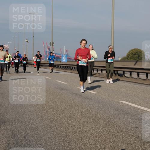 03.10.2025 - Köhlbrandbrückenlauf Fabian Wolf http://msf.ph/oto/9064245 03.10.2025 10:07:26 Position 3  meine-sportfotos.de