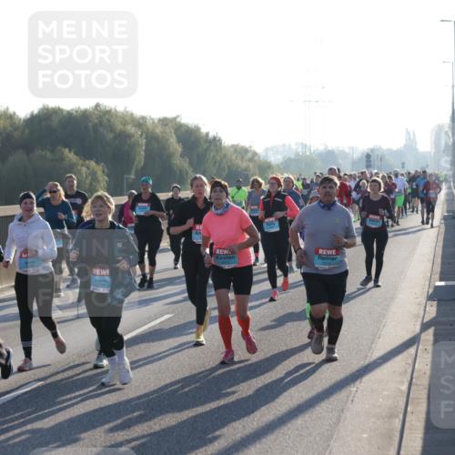03.10.2025 - Köhlbrandbrückenlauf Jannik Wohlers http://msf.ph/oto/9064265 03.10.2025 09:25:07 Position 3 3739, 2613 meine-sportfotos.de