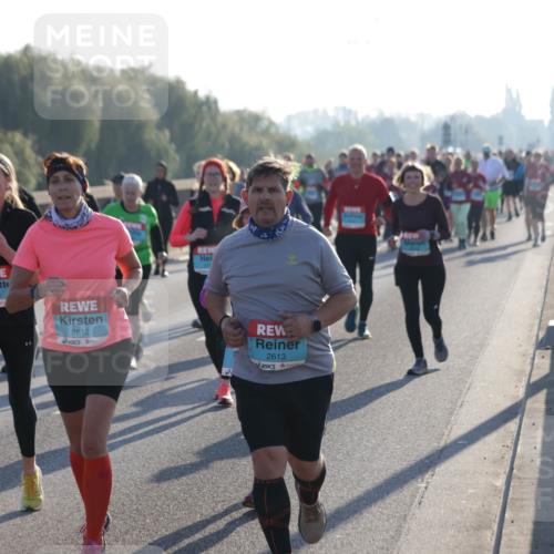 03.10.2025 - Köhlbrandbrückenlauf Jannik Wohlers http://msf.ph/oto/9064292 03.10.2025 09:25:09 Position 3 3670, 2612, 2613 meine-sportfotos.de