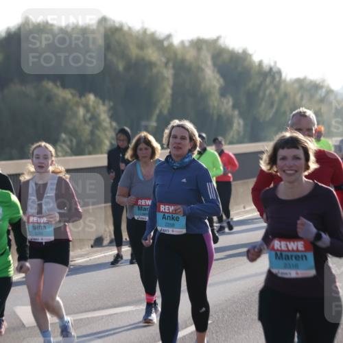 03.10.2025 - Köhlbrandbrückenlauf Jannik Wohlers http://msf.ph/oto/9064318 03.10.2025 09:25:12 Position 3 3621, 3389, 2258, 2316 meine-sportfotos.de