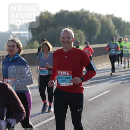 03.10.2025 - Köhlbrandbrückenlauf Jannik Wohlers http://msf.ph/oto/9064347 03.10.2025 09:25:14 Position 3 2321 meine-sportfotos.de