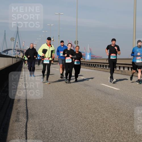 03.10.2025 - Köhlbrandbrückenlauf Fabian Wolf http://msf.ph/oto/9064359 03.10.2025 10:07:34 Position 3  meine-sportfotos.de