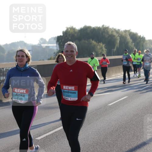 03.10.2025 - Köhlbrandbrückenlauf Jannik Wohlers http://msf.ph/oto/9064363 03.10.2025 09:25:15 Position 3 819, 2258, 2321 meine-sportfotos.de