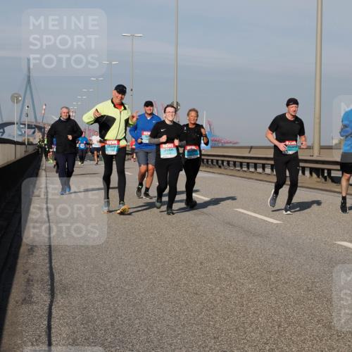 03.10.2025 - Köhlbrandbrückenlauf Fabian Wolf http://msf.ph/oto/9064377 03.10.2025 10:07:34 Position 3 3241 meine-sportfotos.de