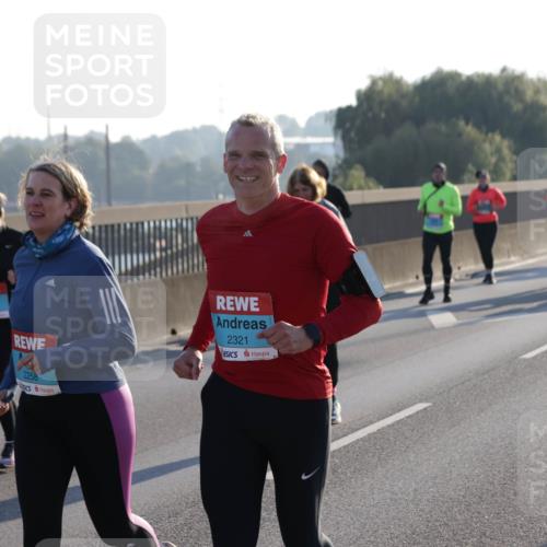03.10.2025 - Köhlbrandbrückenlauf Jannik Wohlers http://msf.ph/oto/9064380 03.10.2025 09:25:15 Position 3 2258, 2321 meine-sportfotos.de