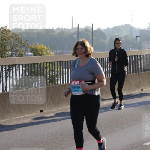 03.10.2025 - Köhlbrandbrückenlauf Jannik Wohlers http://msf.ph/oto/9064400 03.10.2025 09:25:17 Position 3 892 meine-sportfotos.de
