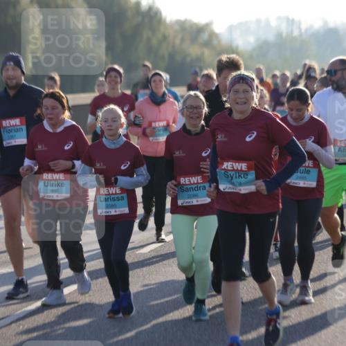 03.10.2025 - Köhlbrandbrückenlauf Jannik Wohlers http://msf.ph/oto/9064422 03.10.2025 09:25:19 Position 3 2371, 2351, 1880, 2085, 2086, 3439, 2465, 478 meine-sportfotos.de