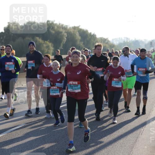 03.10.2025 - Köhlbrandbrückenlauf Jannik Wohlers http://msf.ph/oto/9064455 03.10.2025 09:25:20 Position 3 2212, 2085, 478, 2465 meine-sportfotos.de