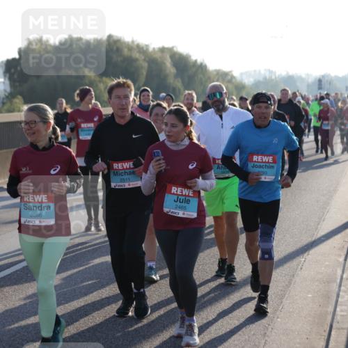 03.10.2025 - Köhlbrandbrückenlauf Jannik Wohlers http://msf.ph/oto/9064503 03.10.2025 09:25:22 Position 3 51, 2085, 2086, 2511, 2465, 3439, 2293 meine-sportfotos.de