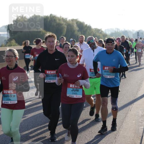 03.10.2025 - Köhlbrandbrückenlauf Jannik Wohlers http://msf.ph/oto/9064514 03.10.2025 09:25:23 Position 3 2085, 2086, 2511, 2465, 3393, 345 meine-sportfotos.de