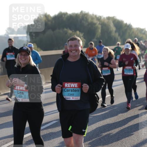 03.10.2025 - Köhlbrandbrückenlauf Jannik Wohlers http://msf.ph/oto/9064571 03.10.2025 09:25:28 Position 3 2378, 2348, 2127 meine-sportfotos.de