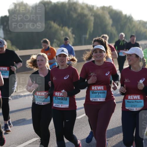 03.10.2025 - Köhlbrandbrückenlauf Jannik Wohlers http://msf.ph/oto/9064605 03.10.2025 09:25:30 Position 3 2438, 2434, 2726, 2725, 2727 meine-sportfotos.de