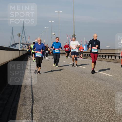 03.10.2025 - Köhlbrandbrückenlauf Fabian Wolf http://msf.ph/oto/9064606 03.10.2025 10:07:46 Position 3  meine-sportfotos.de