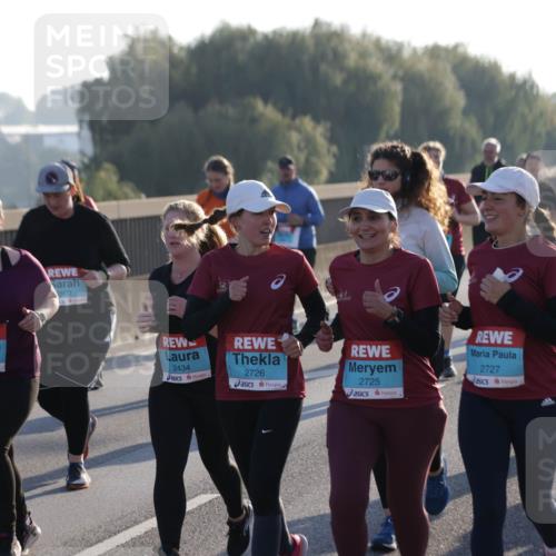 03.10.2025 - Köhlbrandbrückenlauf Jannik Wohlers http://msf.ph/oto/9064613 03.10.2025 09:25:30 Position 3 2438, 602, 2434, 2726, 2725, 2727, 3588 meine-sportfotos.de
