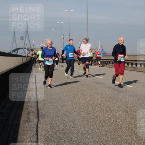 03.10.2025 - Köhlbrandbrückenlauf Fabian Wolf http://msf.ph/oto/9064619 03.10.2025 10:07:47 Position 3  meine-sportfotos.de