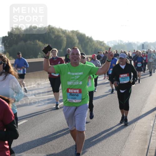 03.10.2025 - Köhlbrandbrückenlauf Jannik Wohlers http://msf.ph/oto/9064651 03.10.2025 09:25:32 Position 3 2727, 3588 meine-sportfotos.de