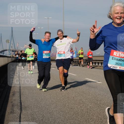 03.10.2025 - Köhlbrandbrückenlauf Fabian Wolf http://msf.ph/oto/9064688 03.10.2025 10:07:50 Position 3 1814, 3234, 3626 meine-sportfotos.de