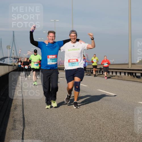03.10.2025 - Köhlbrandbrückenlauf Fabian Wolf http://msf.ph/oto/9064696 03.10.2025 10:07:51 Position 3 1814, 3234 meine-sportfotos.de