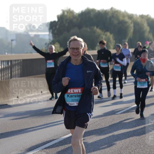 03.10.2025 - Köhlbrandbrückenlauf Jannik Wohlers http://msf.ph/oto/9064778 03.10.2025 09:25:39 Position 3 2259 meine-sportfotos.de