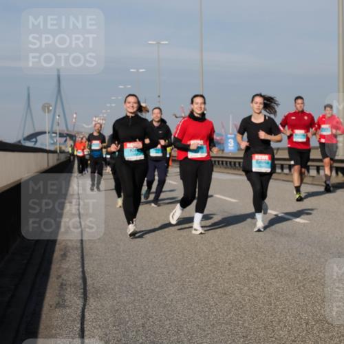 03.10.2025 - Köhlbrandbrückenlauf Fabian Wolf http://msf.ph/oto/9064809 03.10.2025 10:07:58 Position 3  meine-sportfotos.de