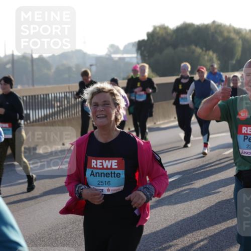 03.10.2025 - Köhlbrandbrückenlauf Jannik Wohlers http://msf.ph/oto/9064871 03.10.2025 09:25:46 Position 3 2516, 2272 meine-sportfotos.de