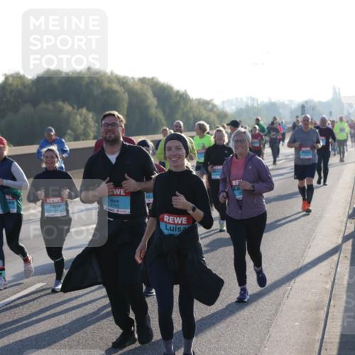 03.10.2025 - Köhlbrandbrückenlauf Jannik Wohlers http://msf.ph/oto/9064879 03.10.2025 09:25:47 Position 3 14, 1819, 3733 meine-sportfotos.de