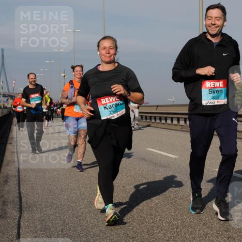 03.10.2025 - Köhlbrandbrückenlauf Fabian Wolf http://msf.ph/oto/9064889 03.10.2025 10:08:02 Position 3 2586, 2655 meine-sportfotos.de